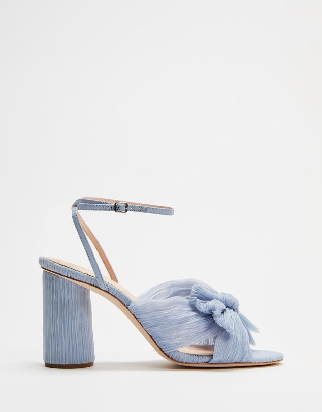 Blue wedding shoes with bow 