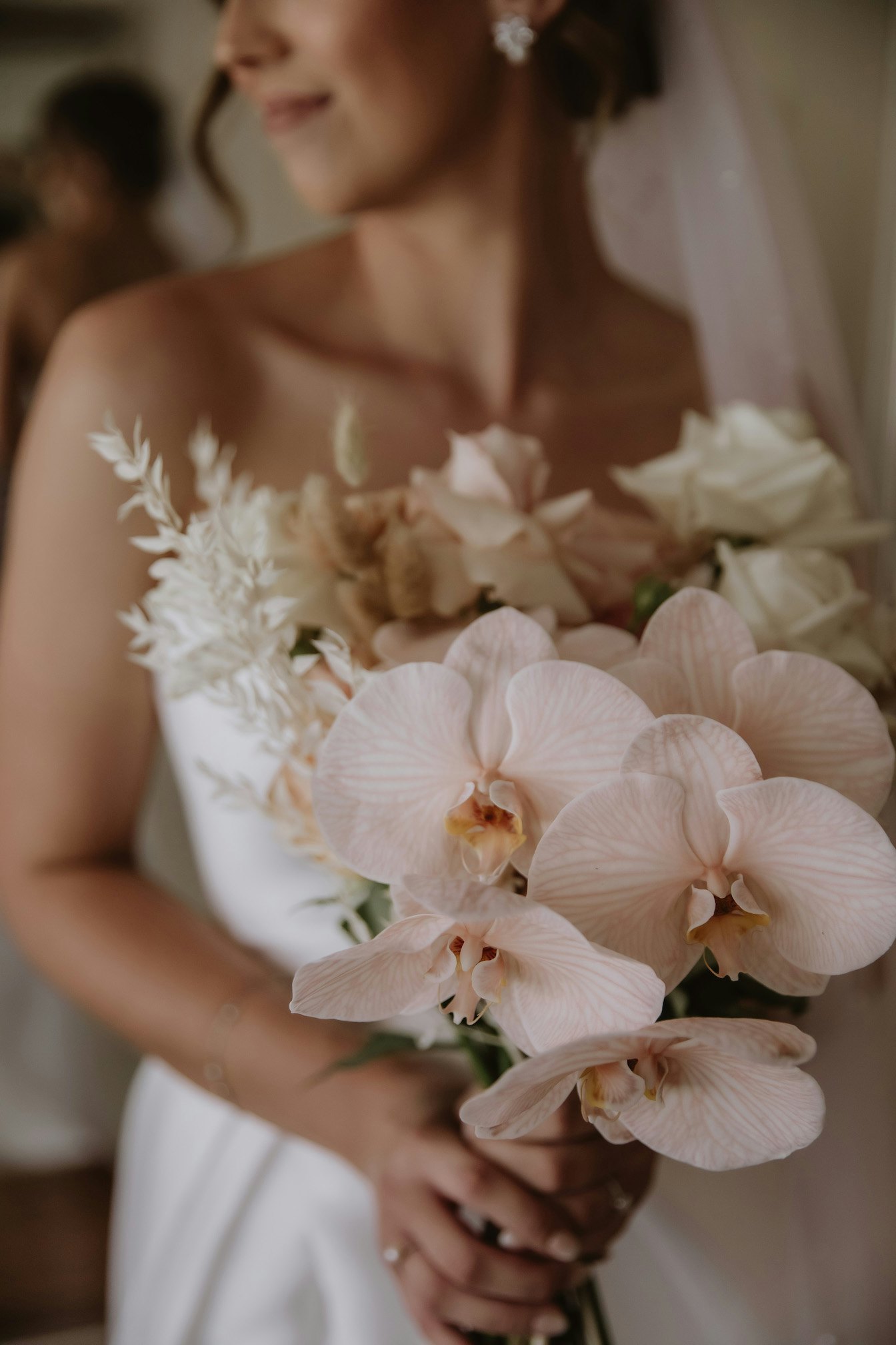 Bride holding bouquet 