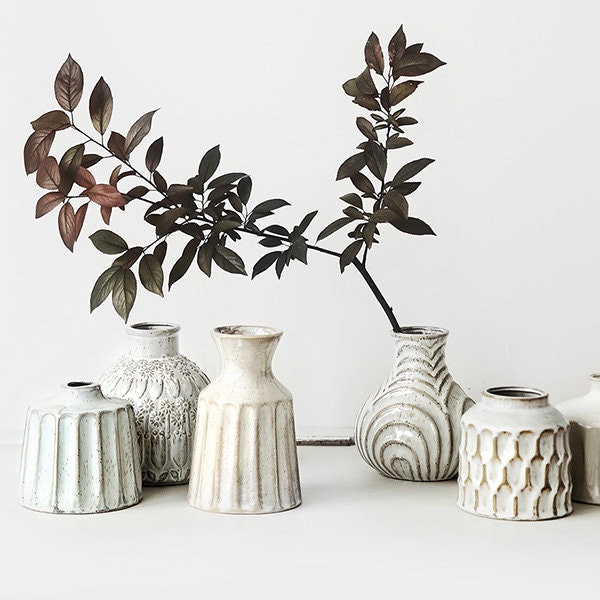 White and brown ceramic vases 