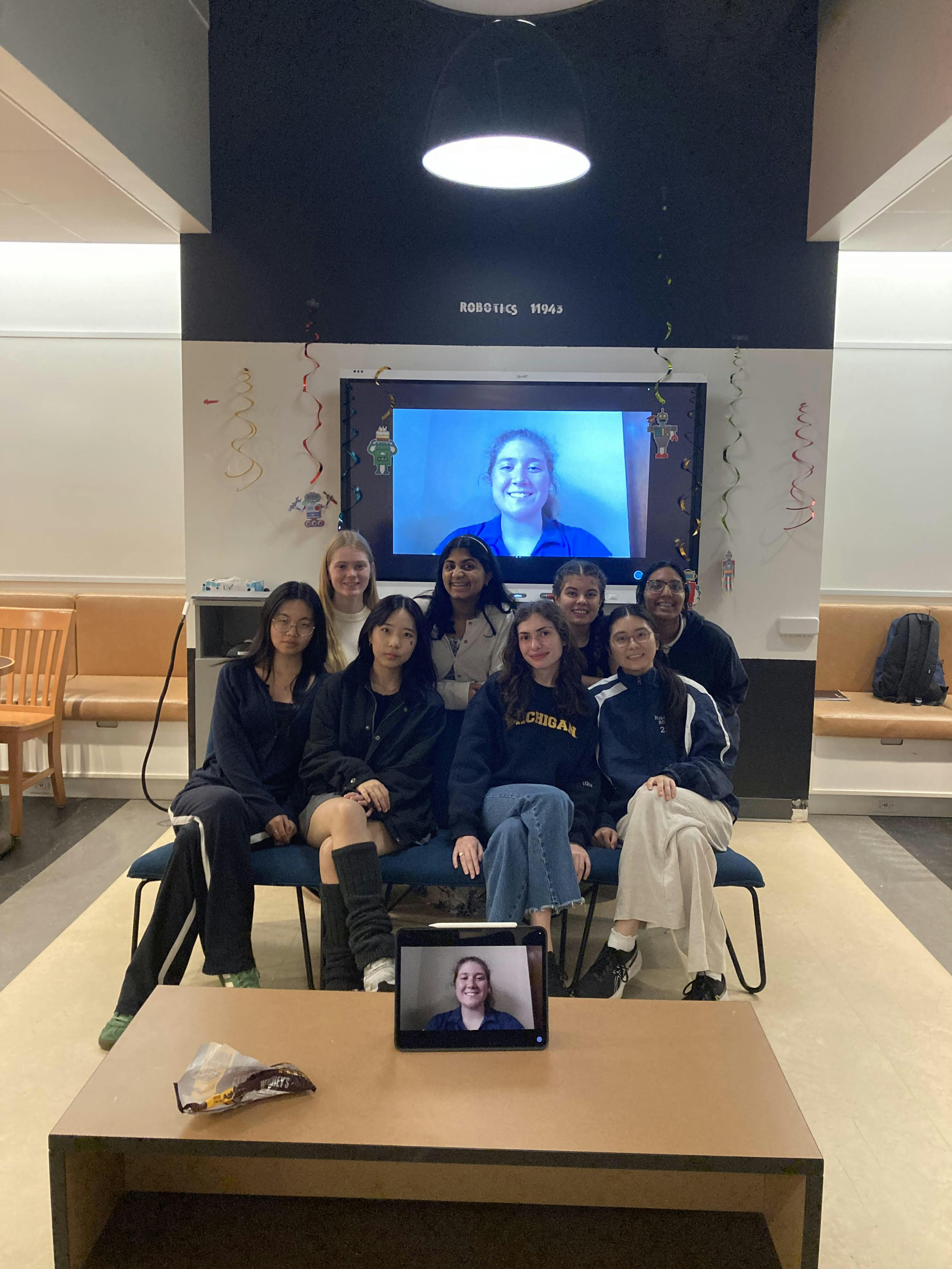 Robotics Team Learn from Alumnae