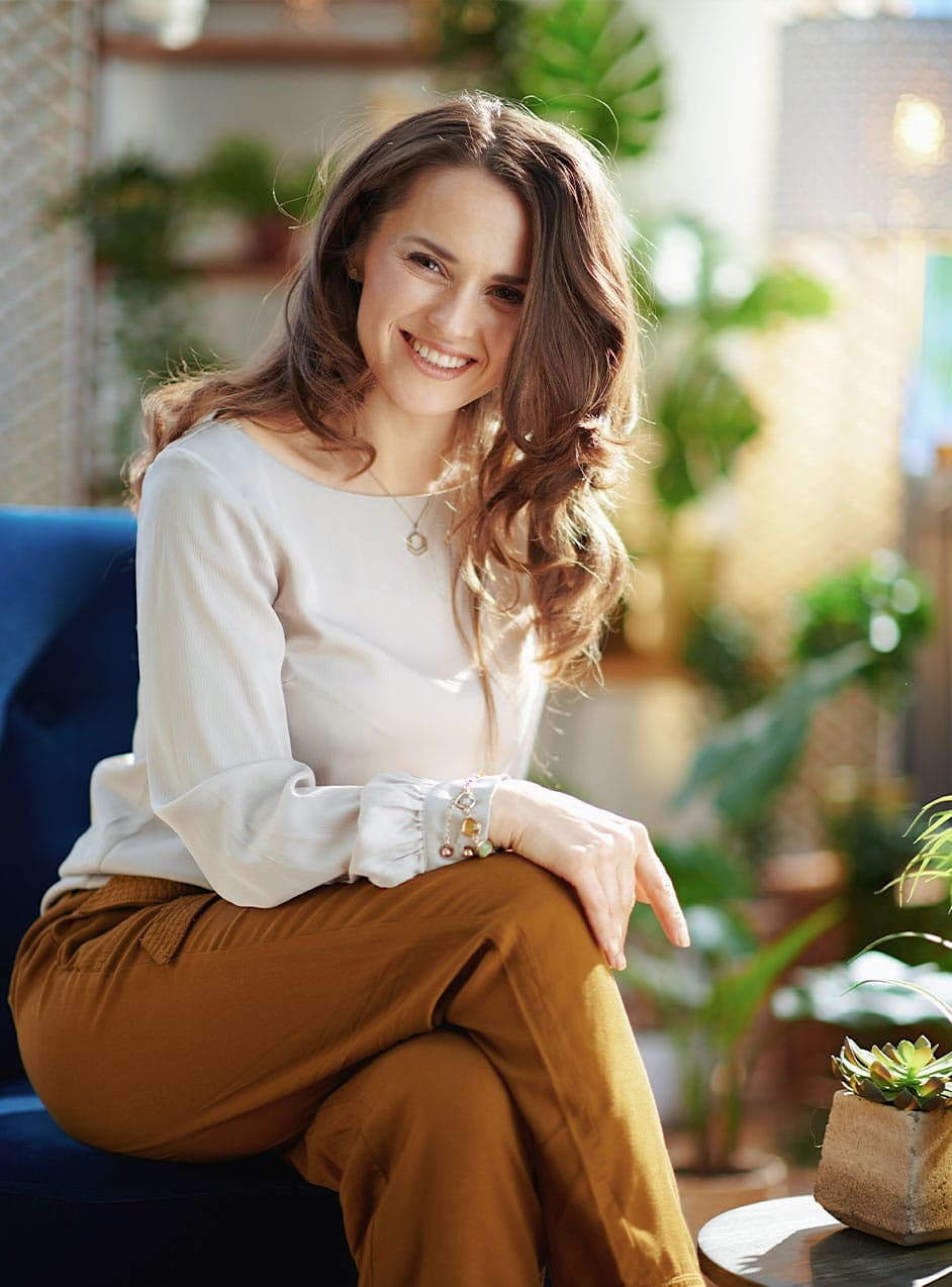 A happy woman after women's hormone therapy in Houma