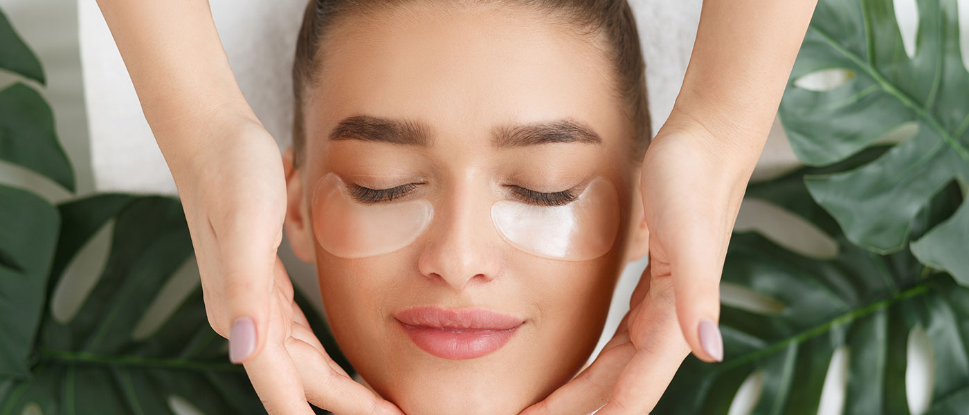 Woman with clear skin after a chemical peel from Genesis Lifestyle Medicine.