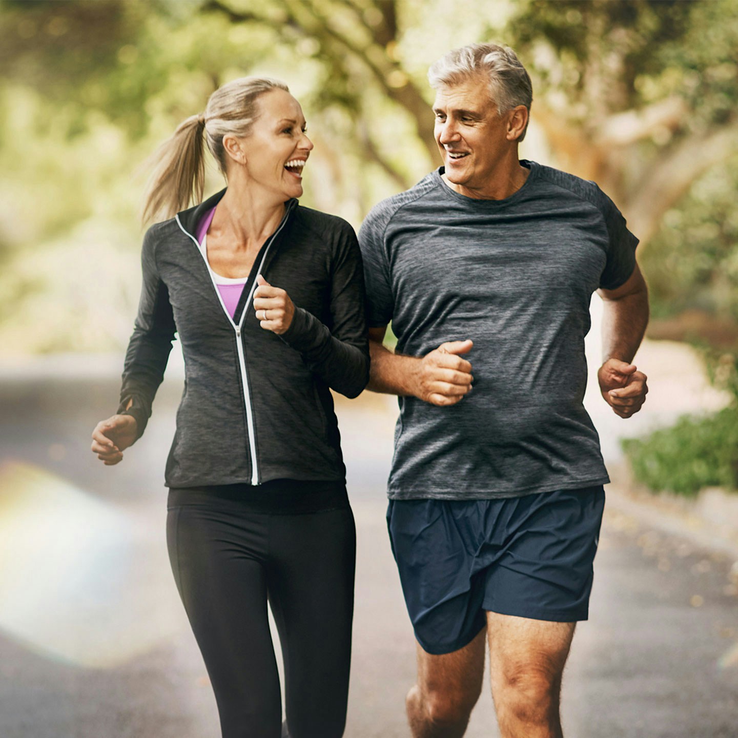 happy couple jogging after Methylene Blue treatment in Indianapolis