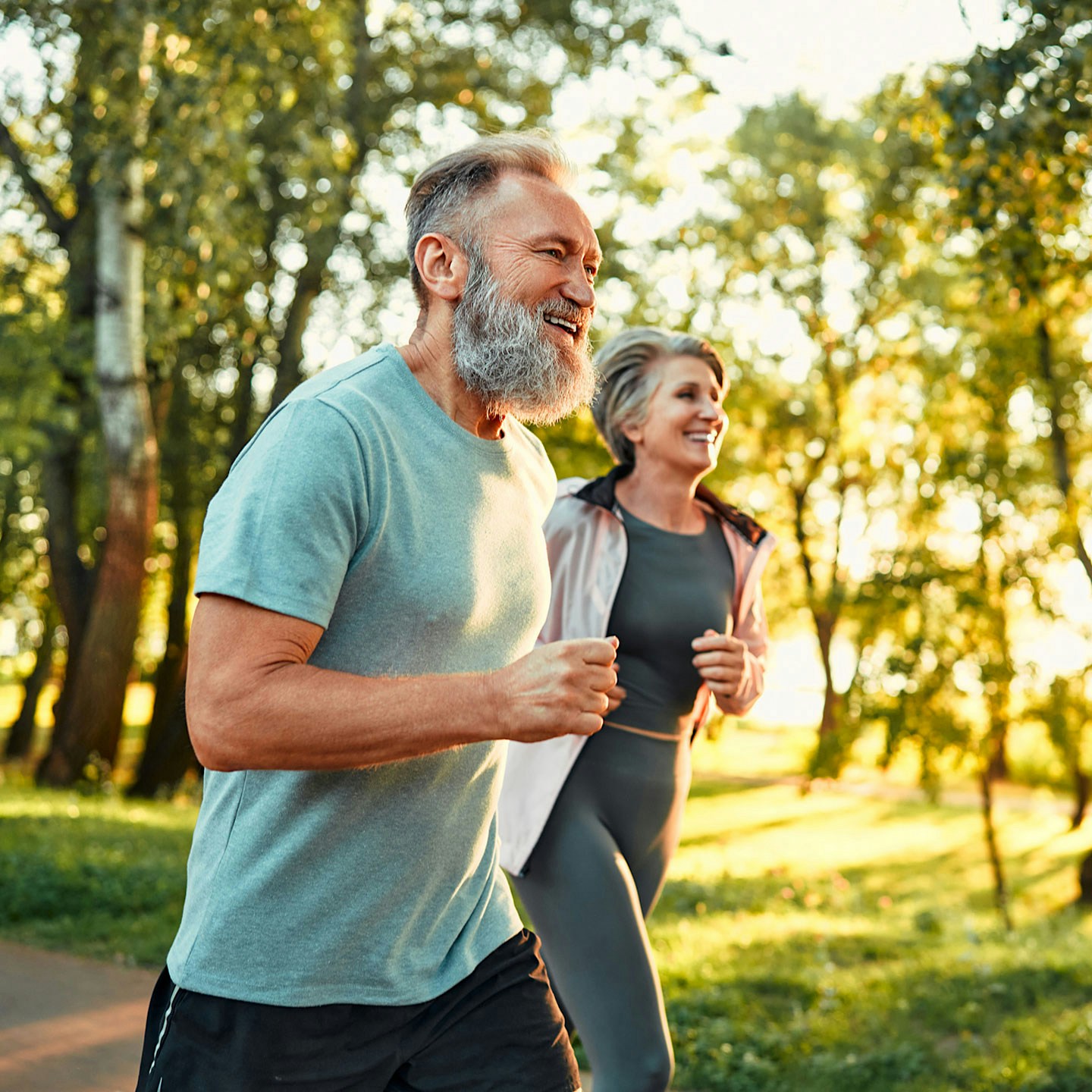 happy couple jogging after Methylene Blue treatment in Dallas