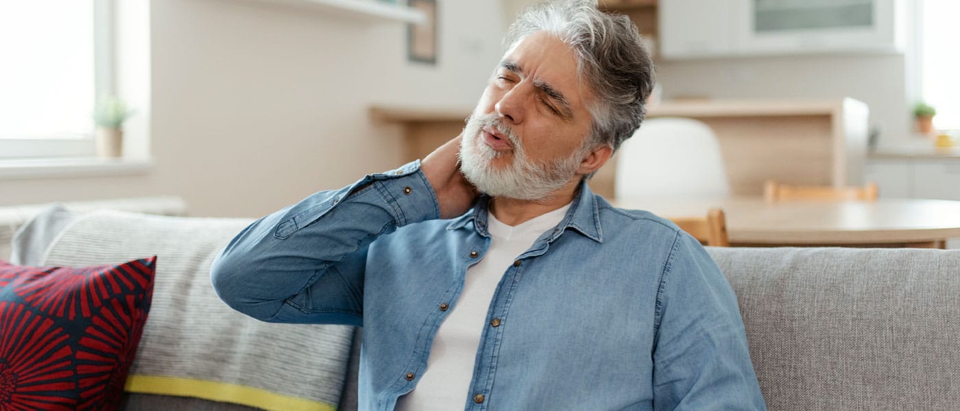 man with firbomyalgia considering starting NAD+ therapy