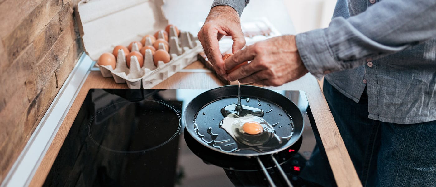man making eggs after starting testosterone therapy