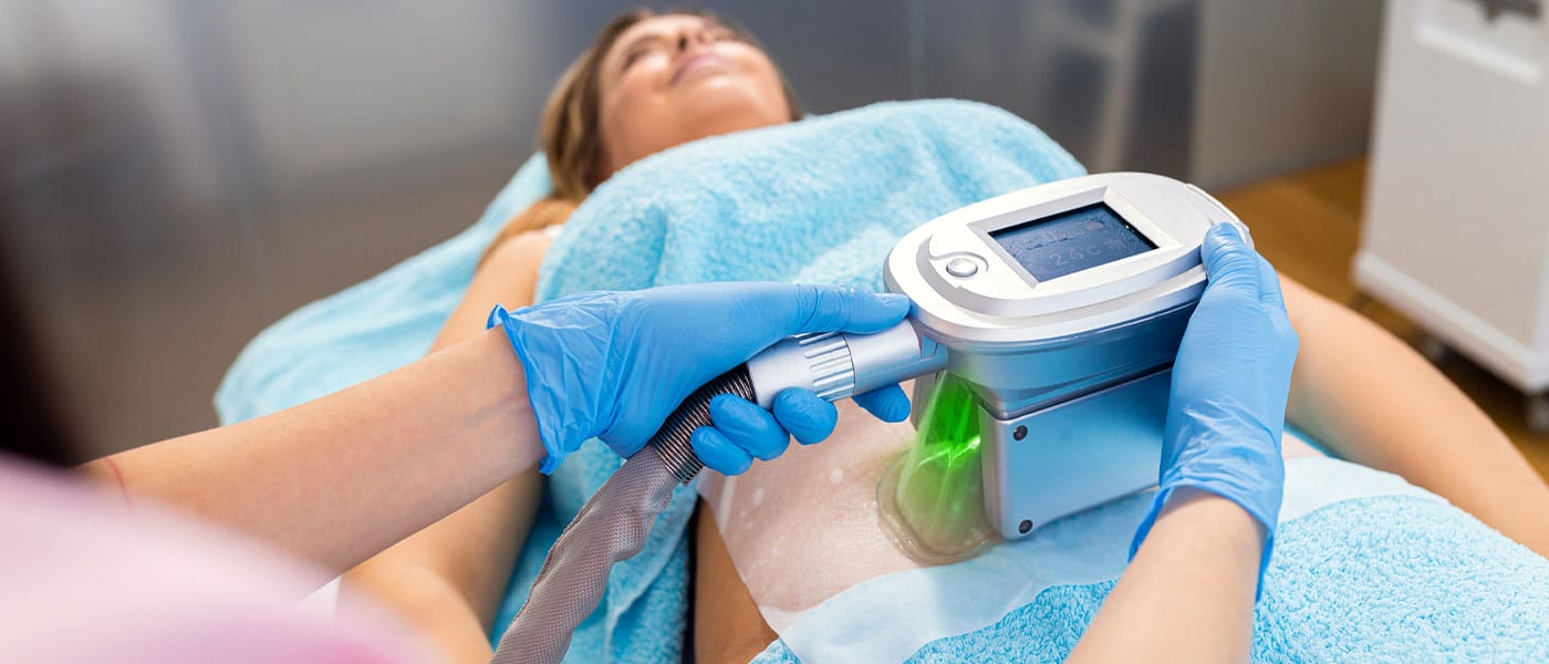 woman receiving coolsculpting treatment