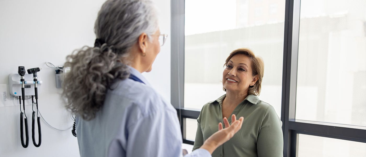 2 woman at a consult