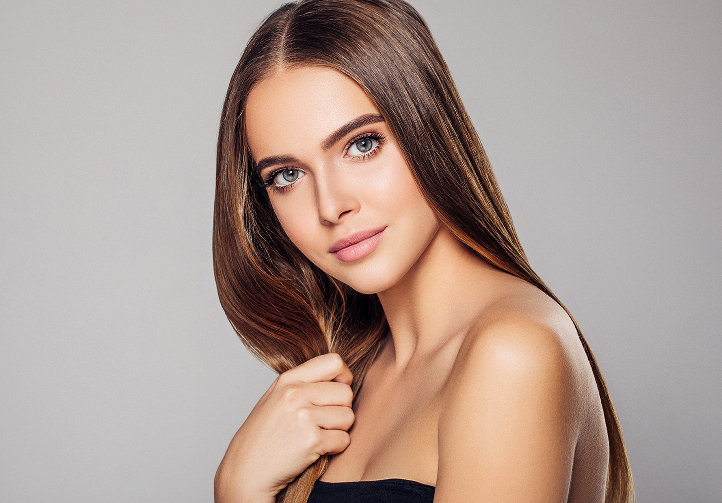 model with brown eyes side profile