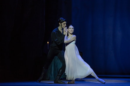Balet NT - Oněgin | Danilo Lo Monaco, Nikola Márová - foto: Serghei Gherciu