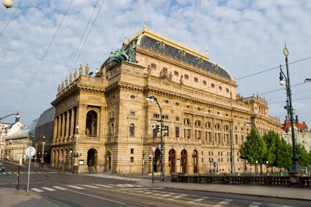 Národní divadlo - exteriér budovy.