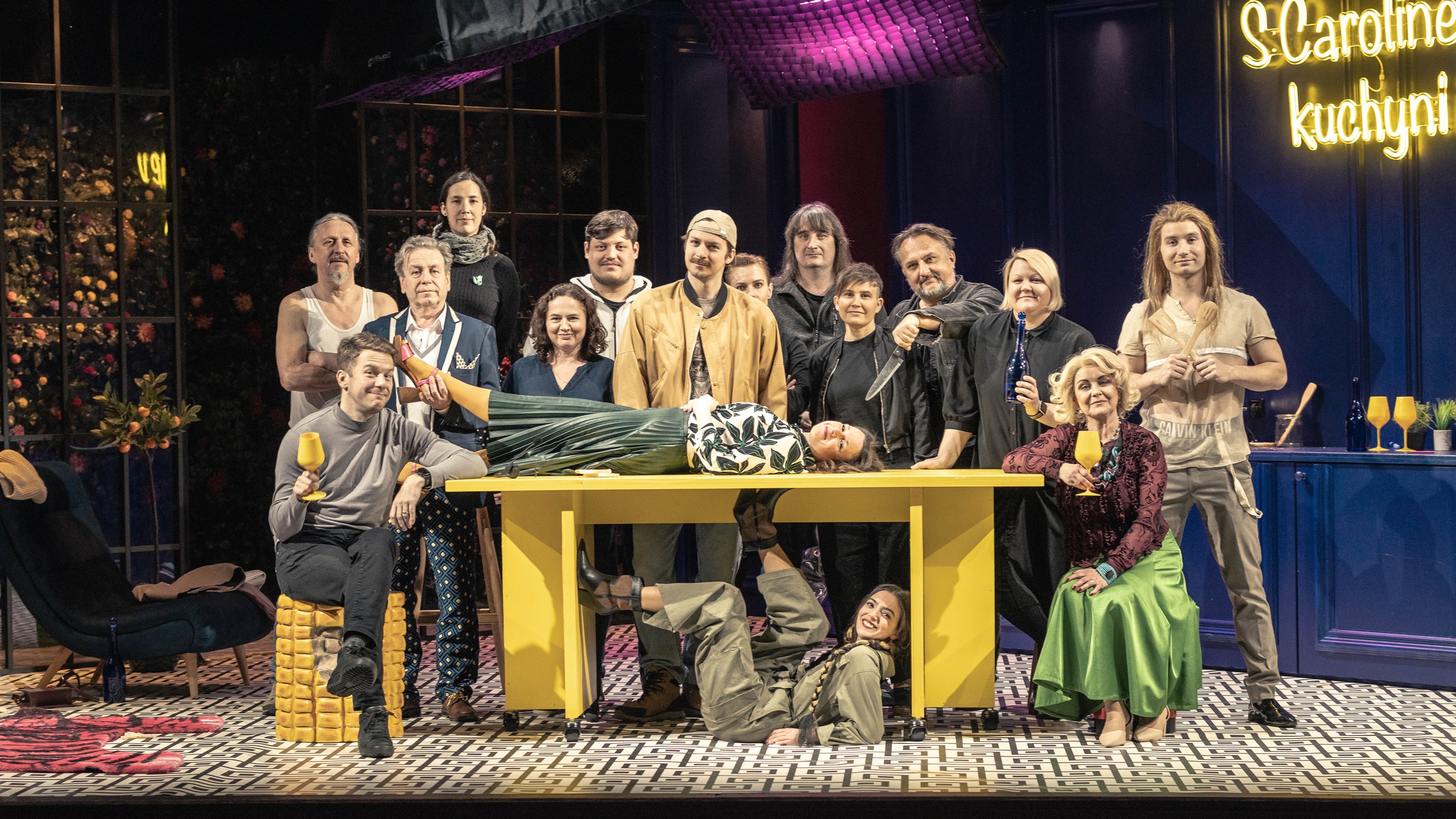 S Caroline v kuchyni