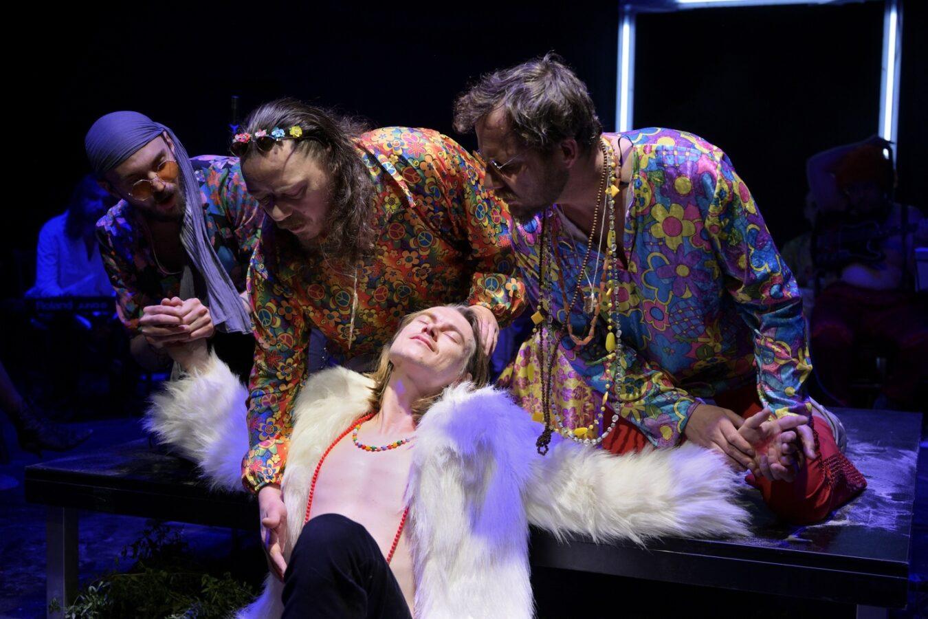 Pašijová hra aneb O nejslavnějším zmrtvýchvstání