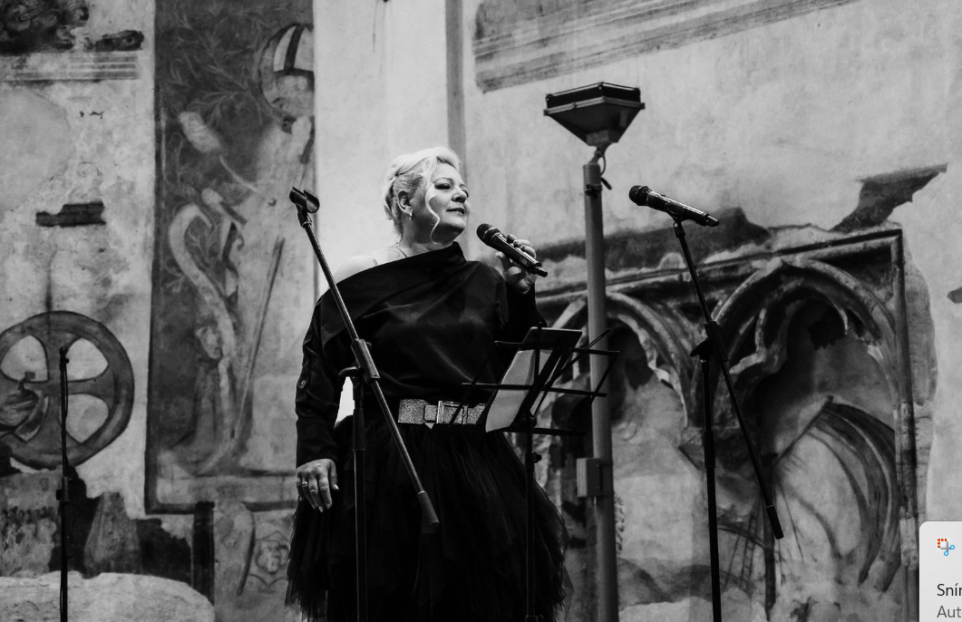 Naďa Válová, Xavier Baumaxa, NV Band