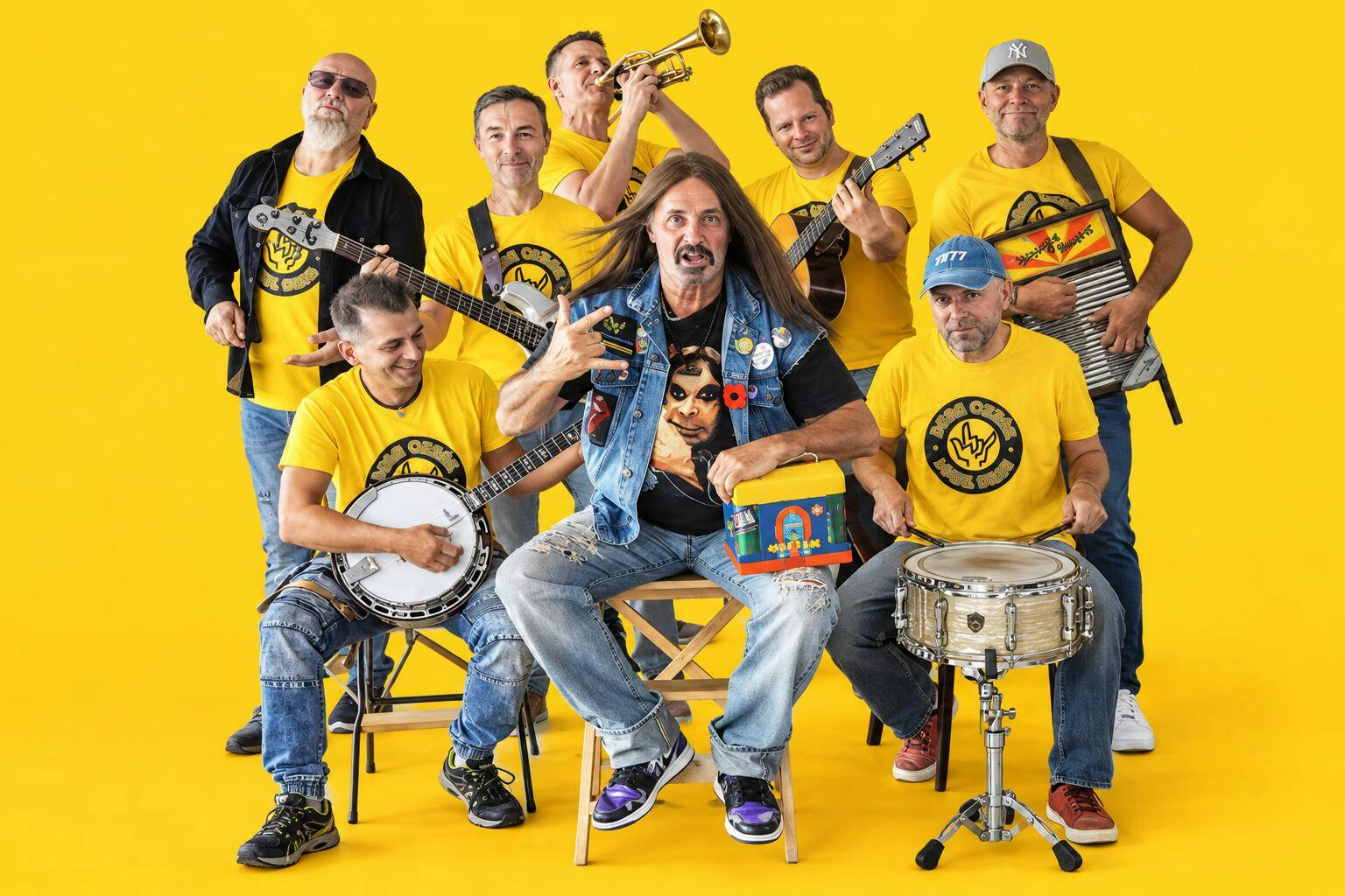 Martin Dejdar as Ozzák with Děda Mládek Illegal Band