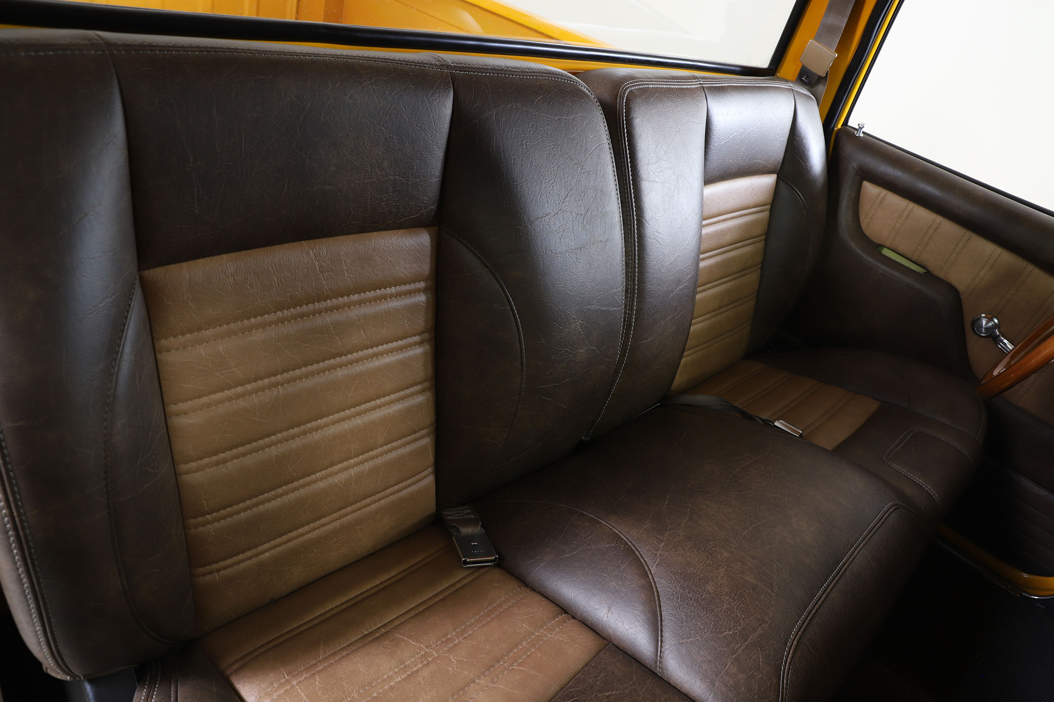Customizable Options: Available in various patterns, materials, and ...