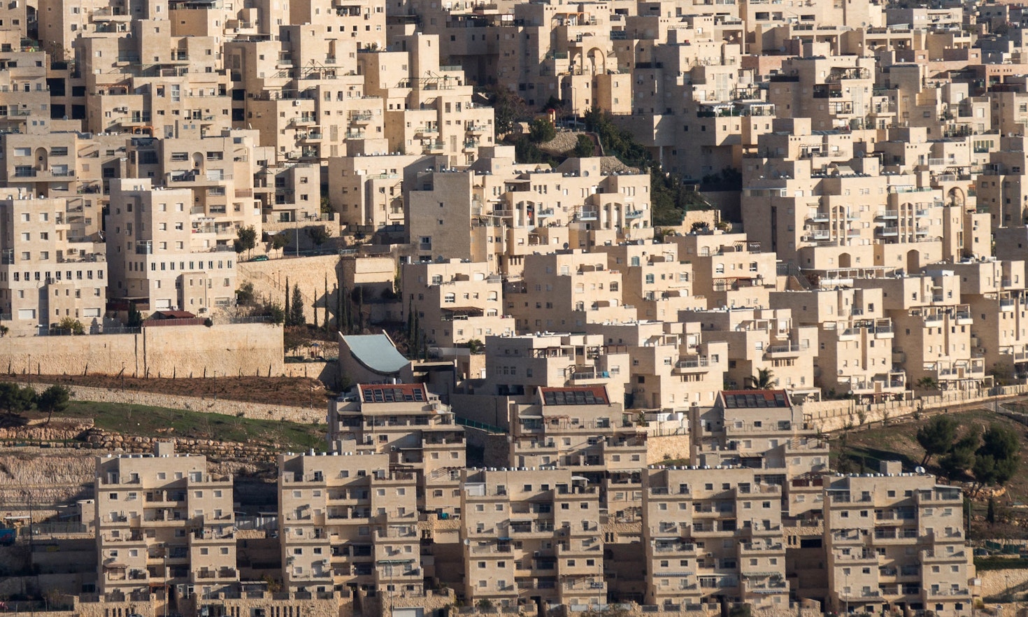 How does the EU deal with the Occupied Palestinian Territories?