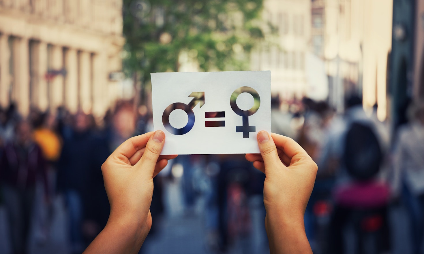 Is it still all about old men in grey suits? Gender (im)balance in EU Parliament