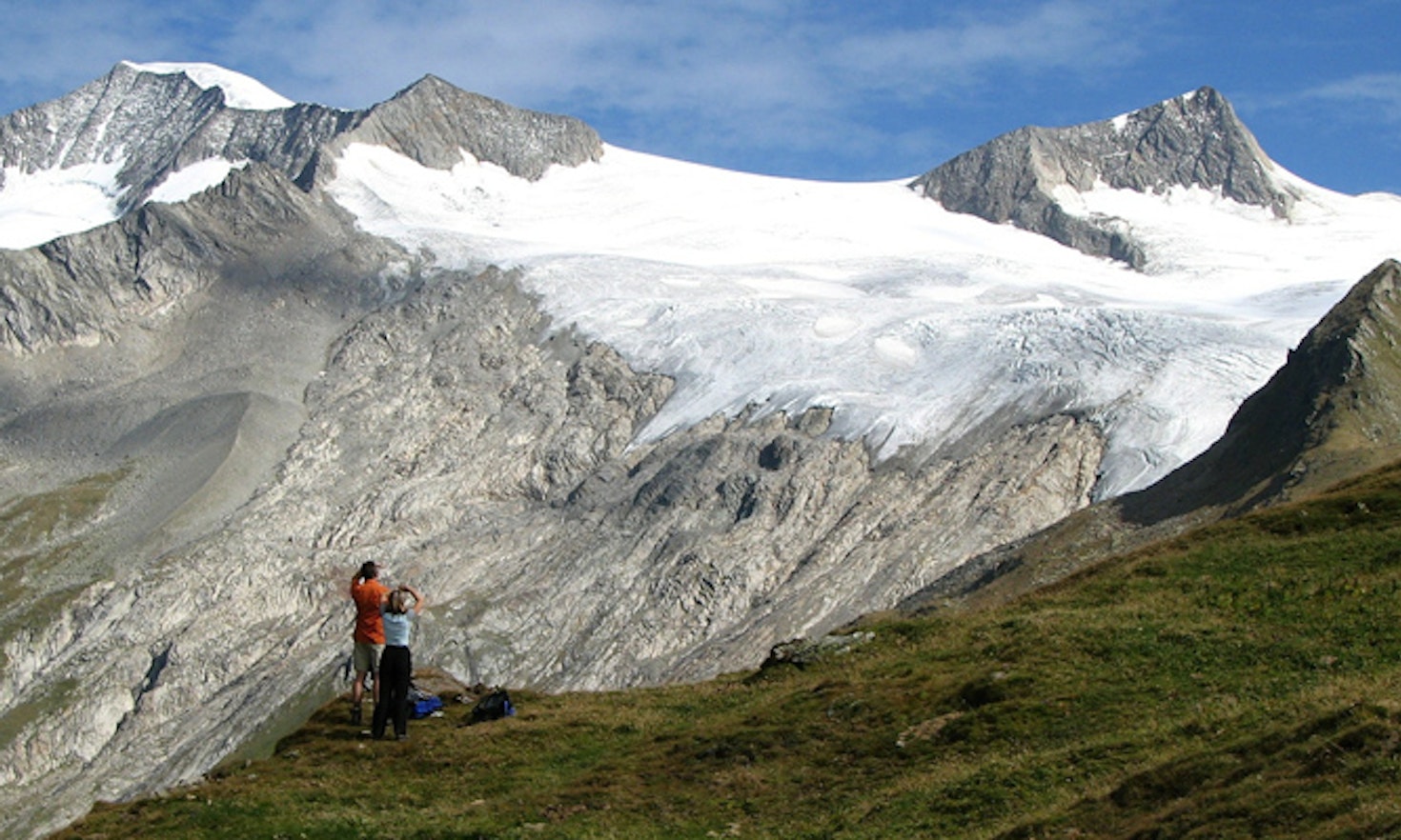 Tourism on the move: How to design hiking routes as unique experiences