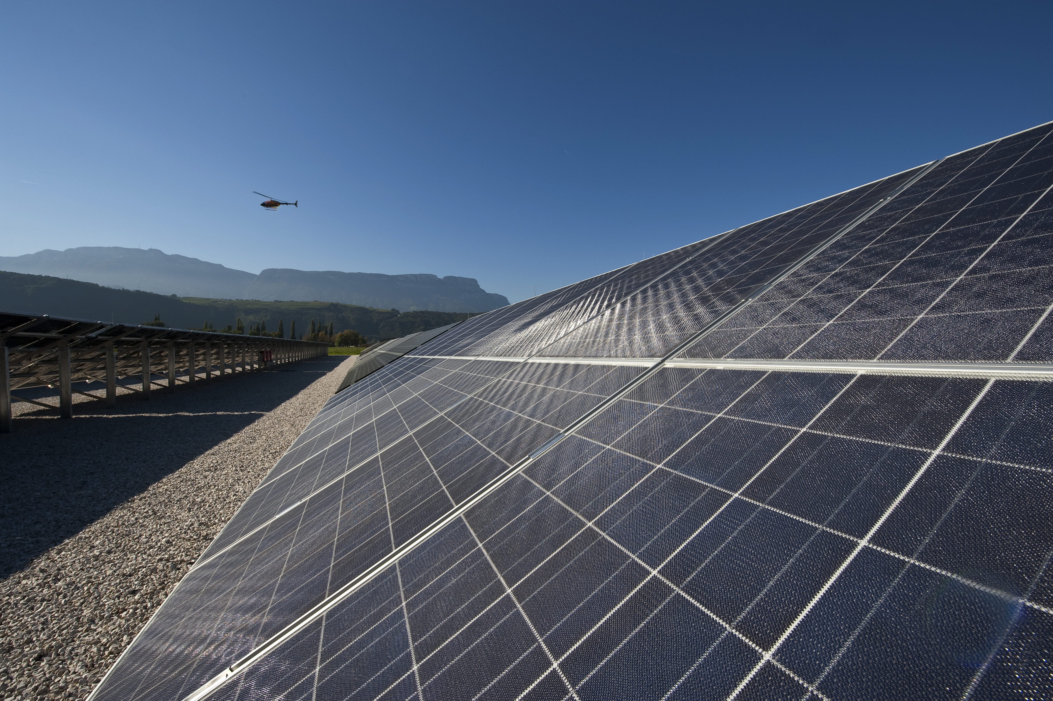 Latest Research on AI in Fault Detection for Photovoltaic Systems Published