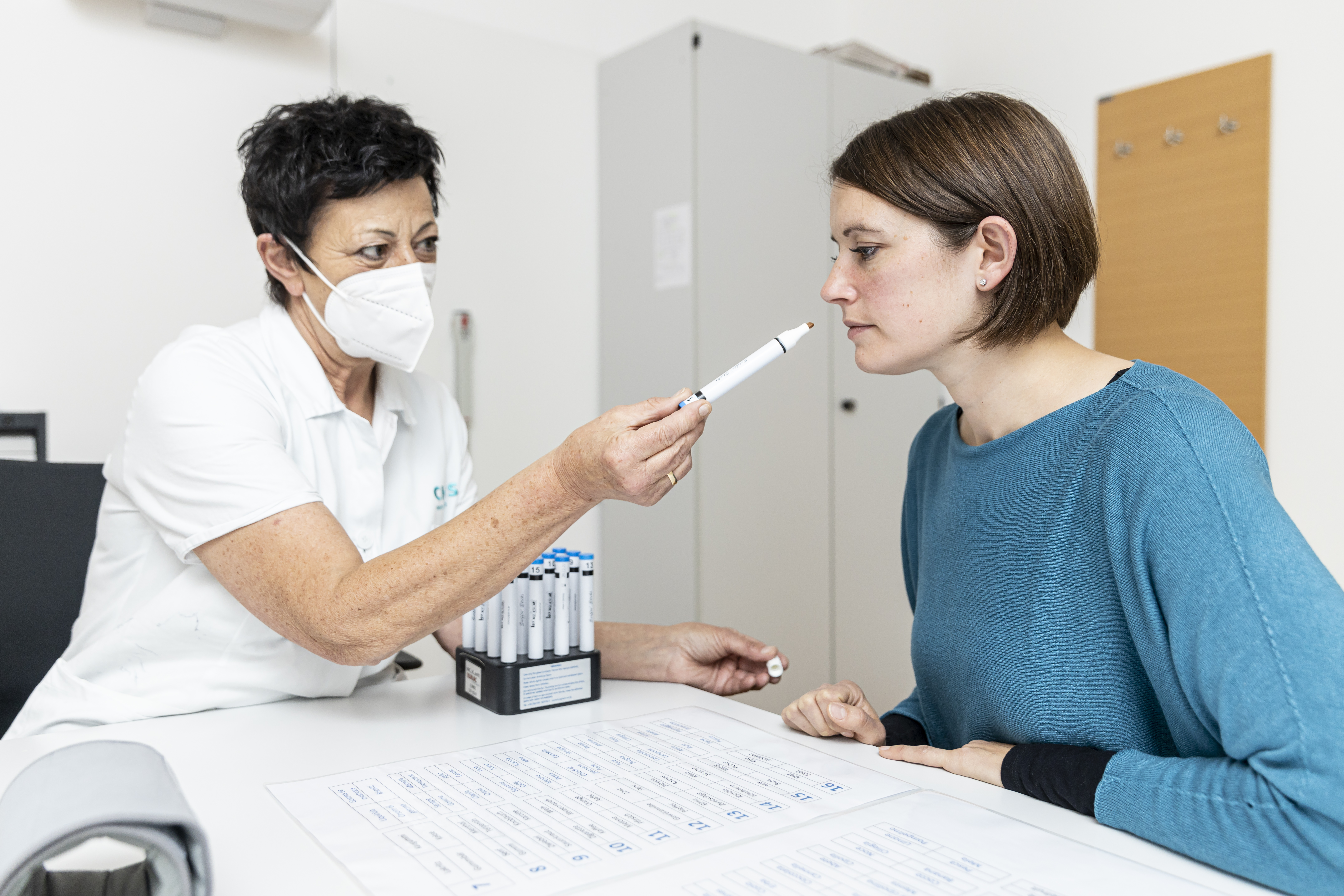 „Der Geruchssinn könnte als Frühwarnsystem für Parkinson und Alzheimer dienen“