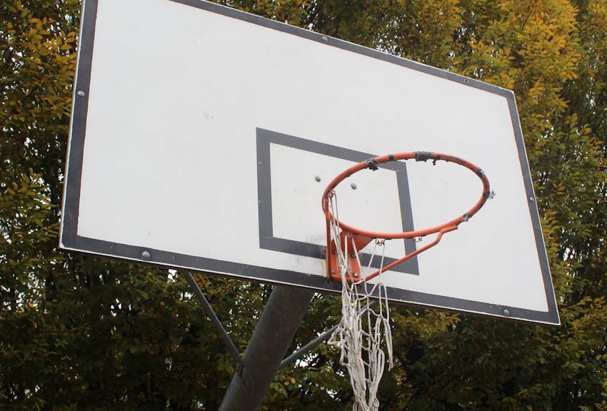 Tra campi da basket e dottori volanti