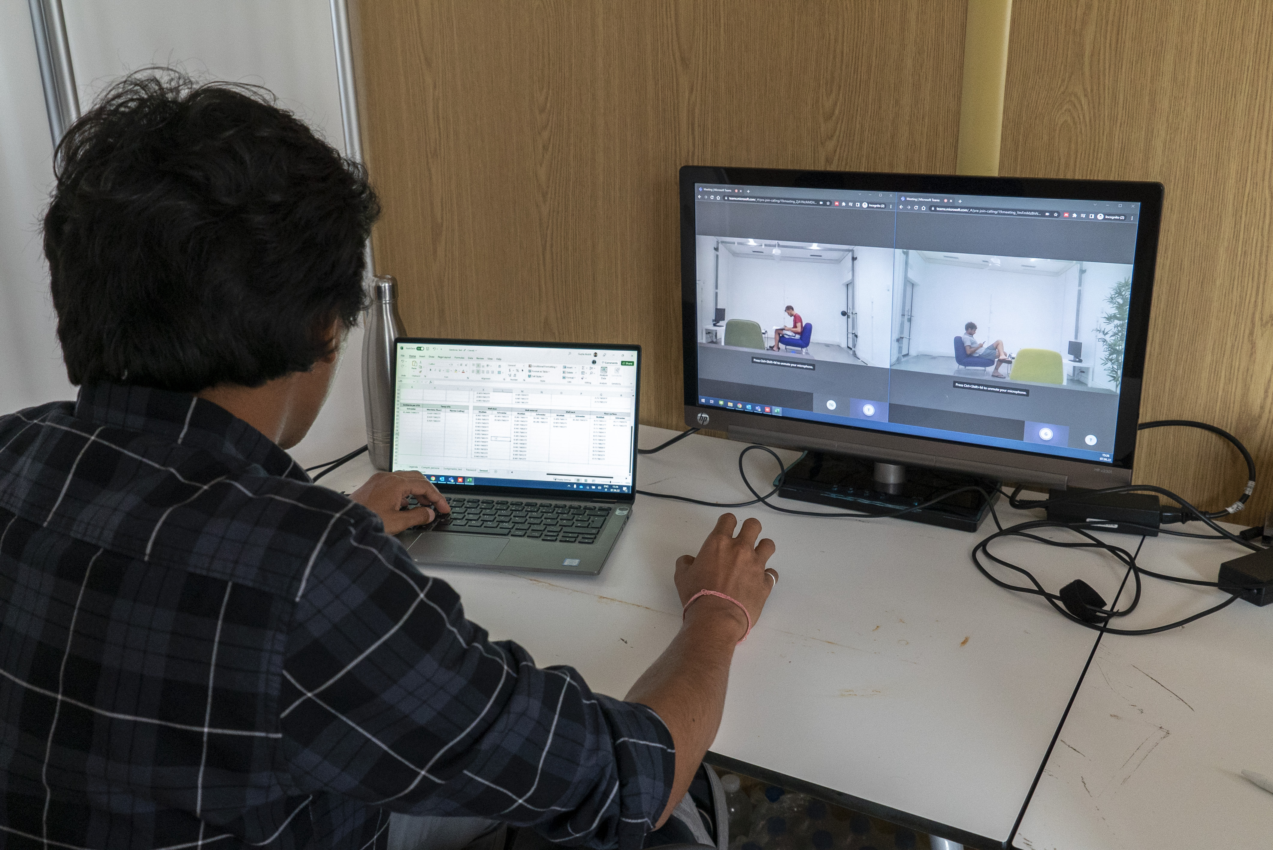 A laboratory for testing comfort, with people inside