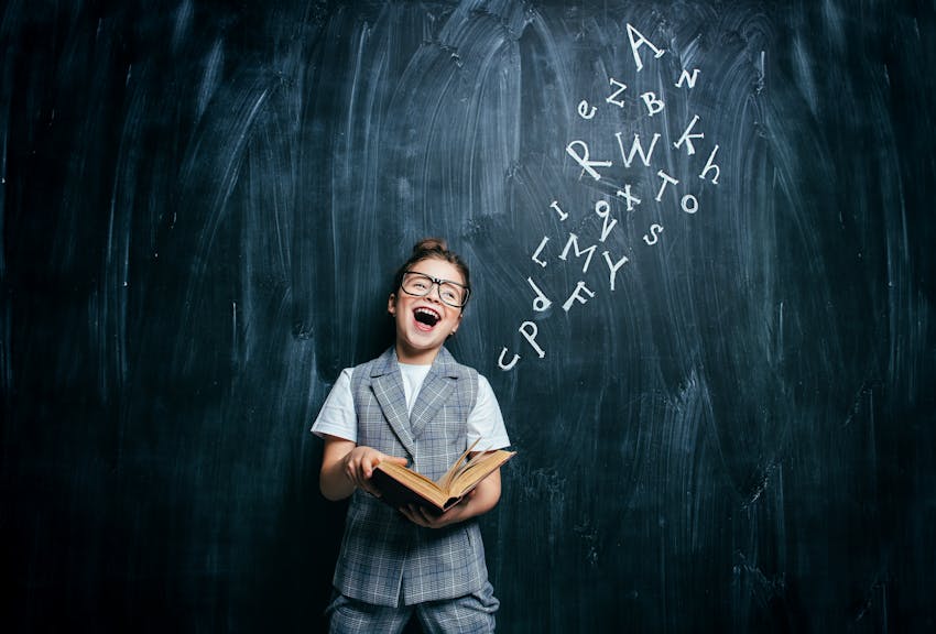 Students, entren in Klasse, ju lutem!