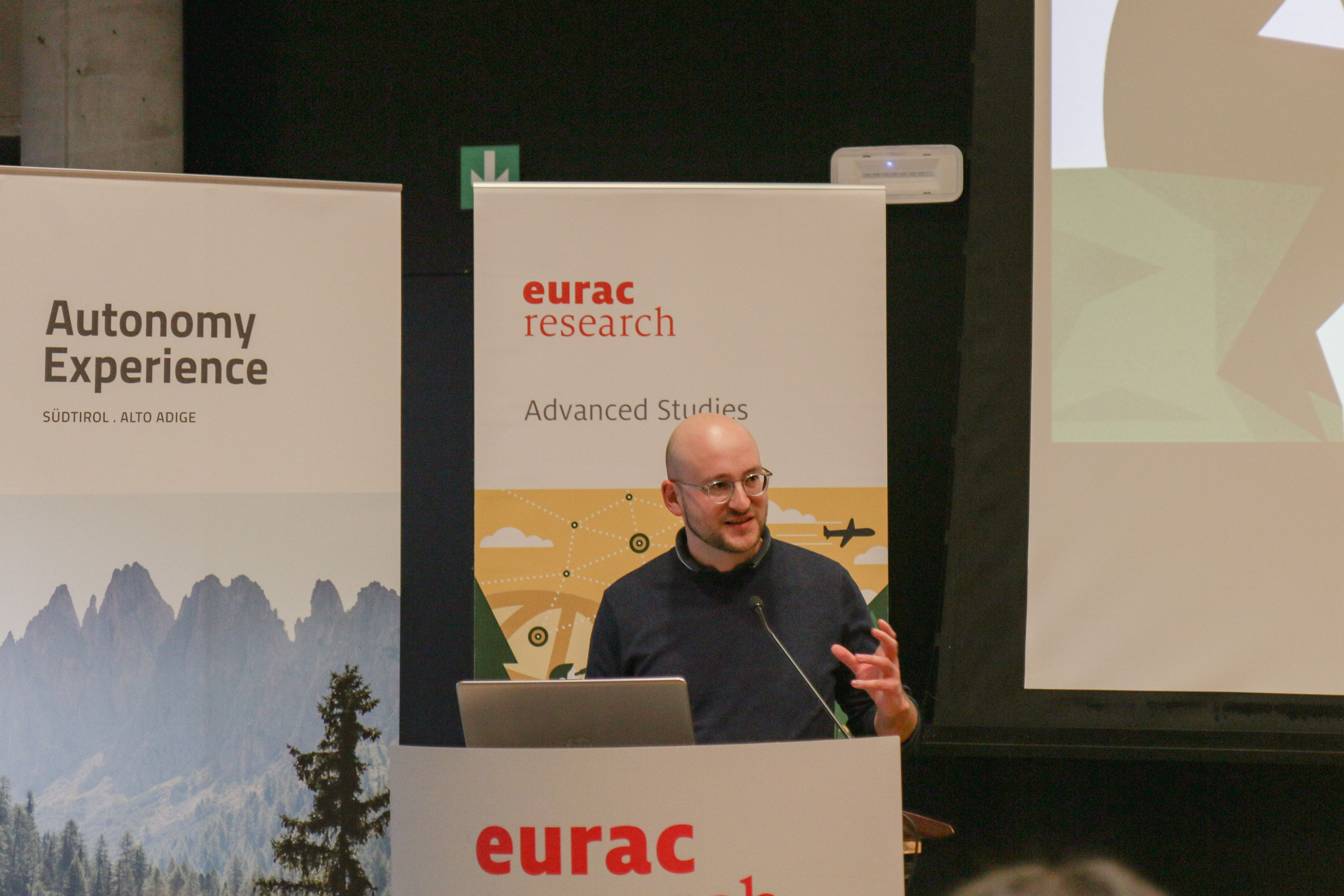 Autonomie und Nachhaltigkeit - Autonomia e sostenibilità - Eurac Research