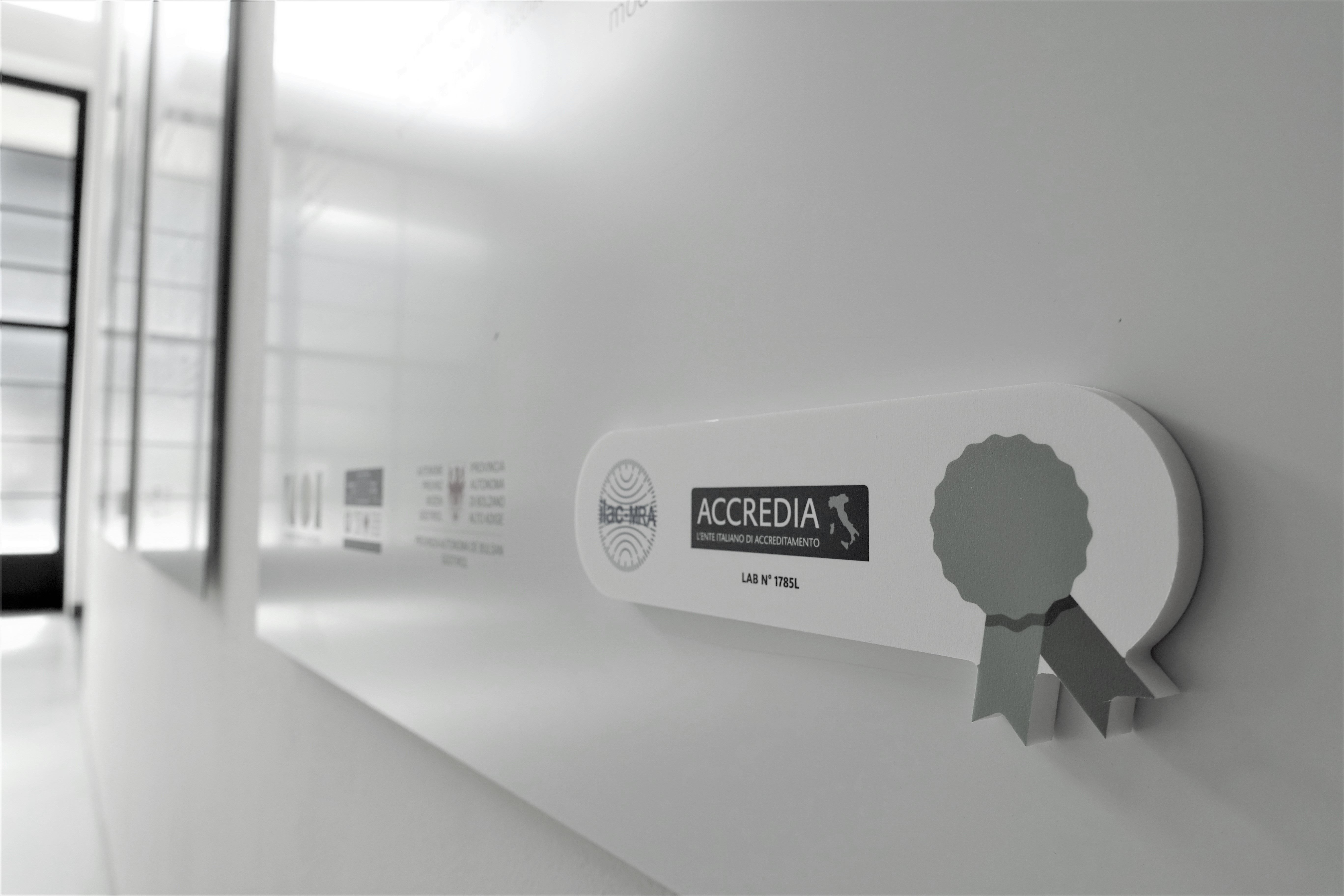 Nuove prove accreditate Accredia per i laboratori Eurac Research