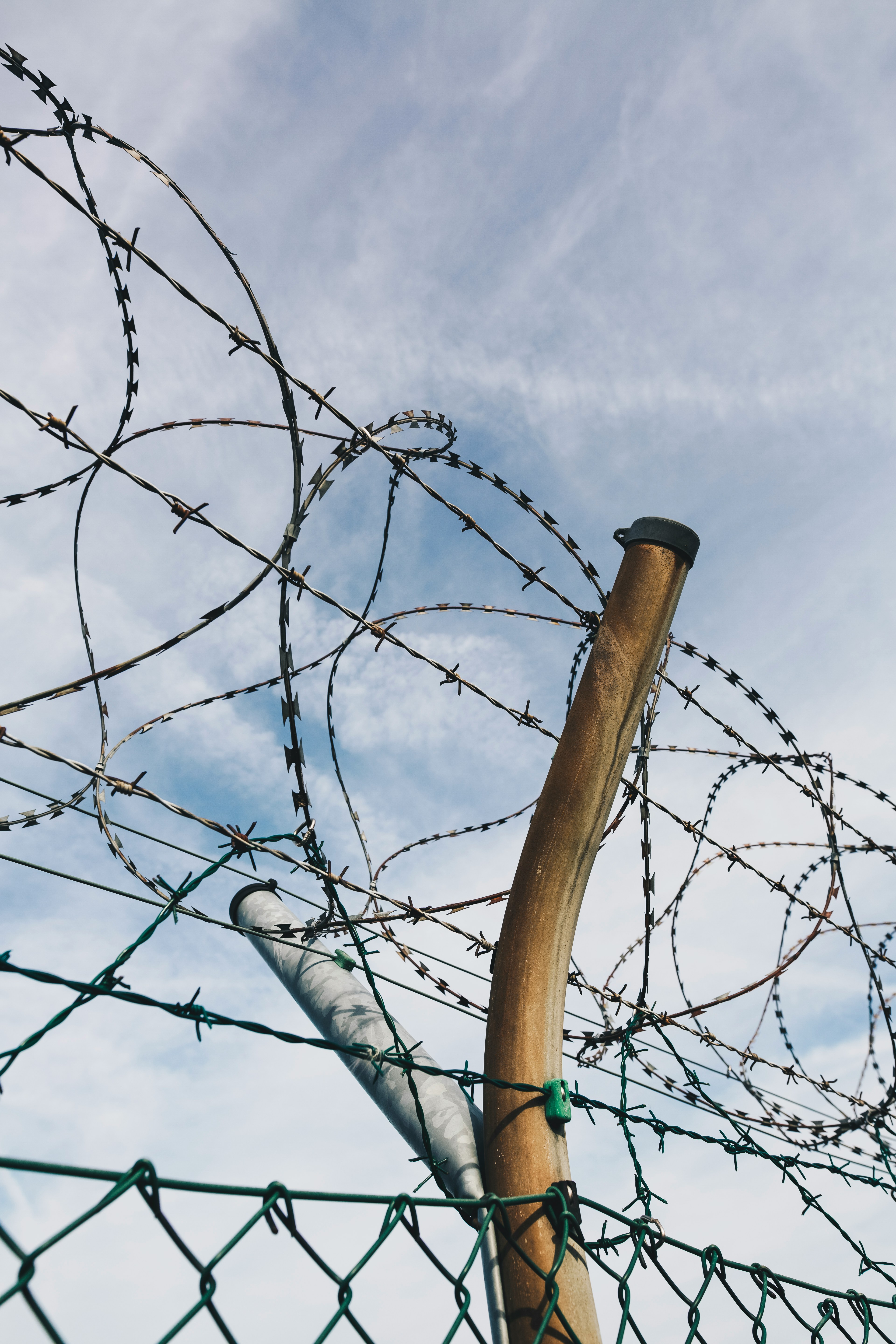 Sotto la Superficie: Riflessioni sulle Politiche di Esternalizzazione delle Frontiere Europee