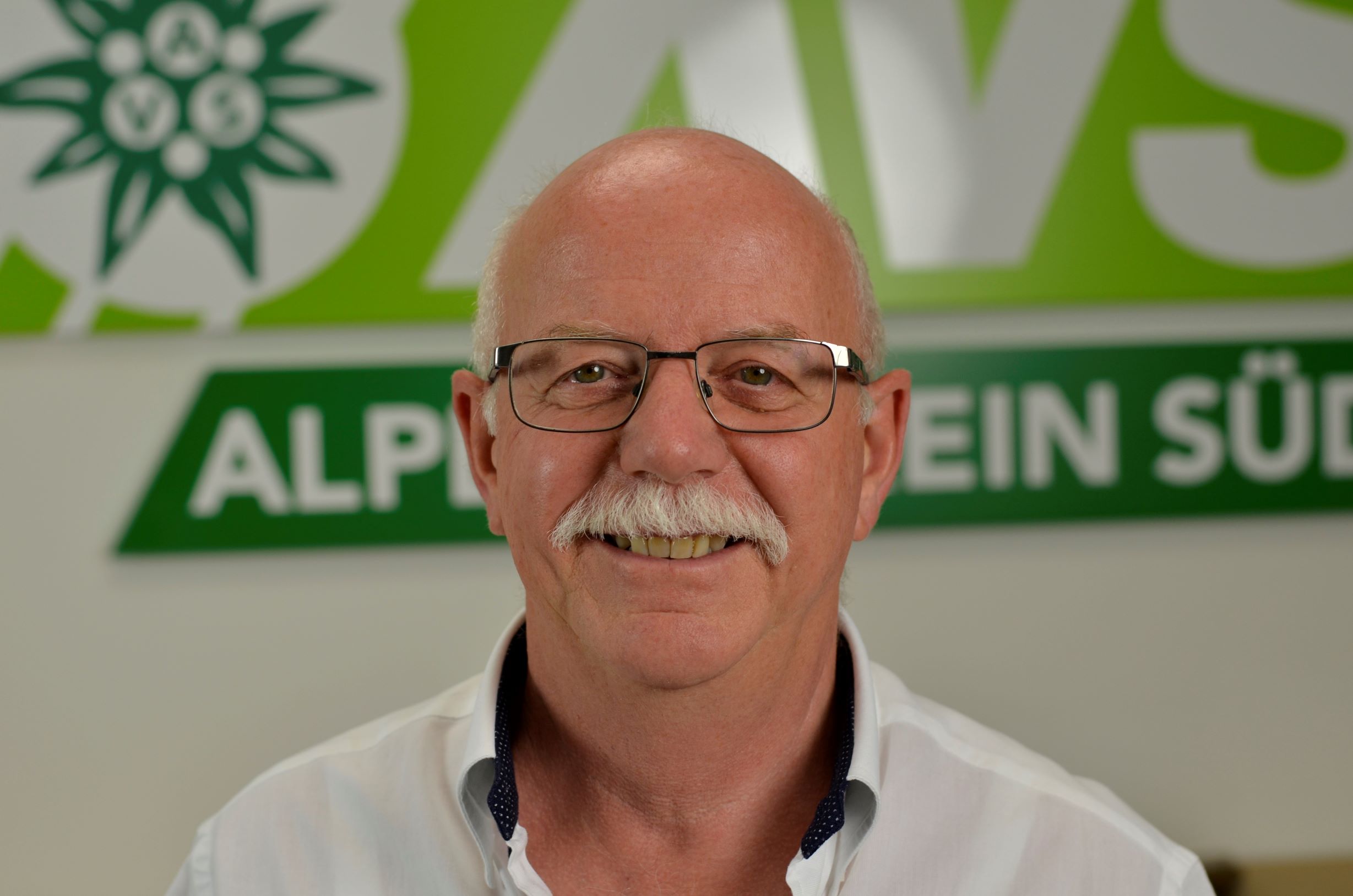 Porträt von Georg Simeoni, dem Präsidenten des Alpenverein Südtirol