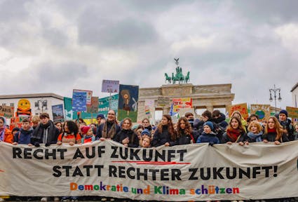 Keine Resignation! Ein Aufruf zu kollektivem Handeln