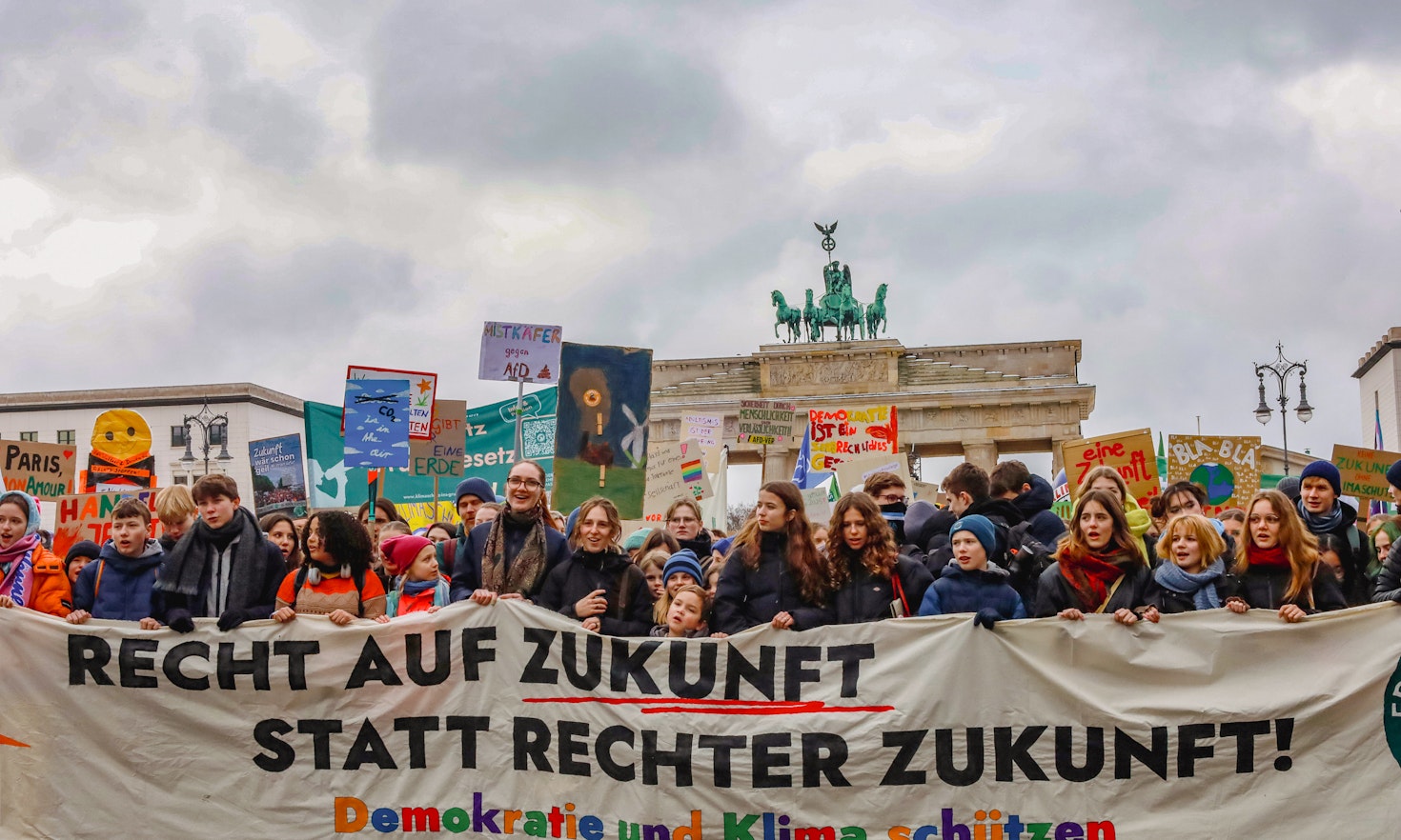 Keine Resignation! Ein Aufruf zu kollektivem Handeln