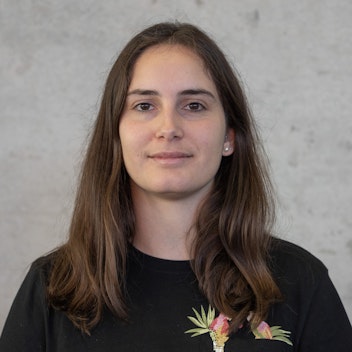 Lara Toffoli Lara Toffoli