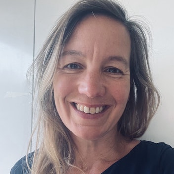 Nienke van der Burgt