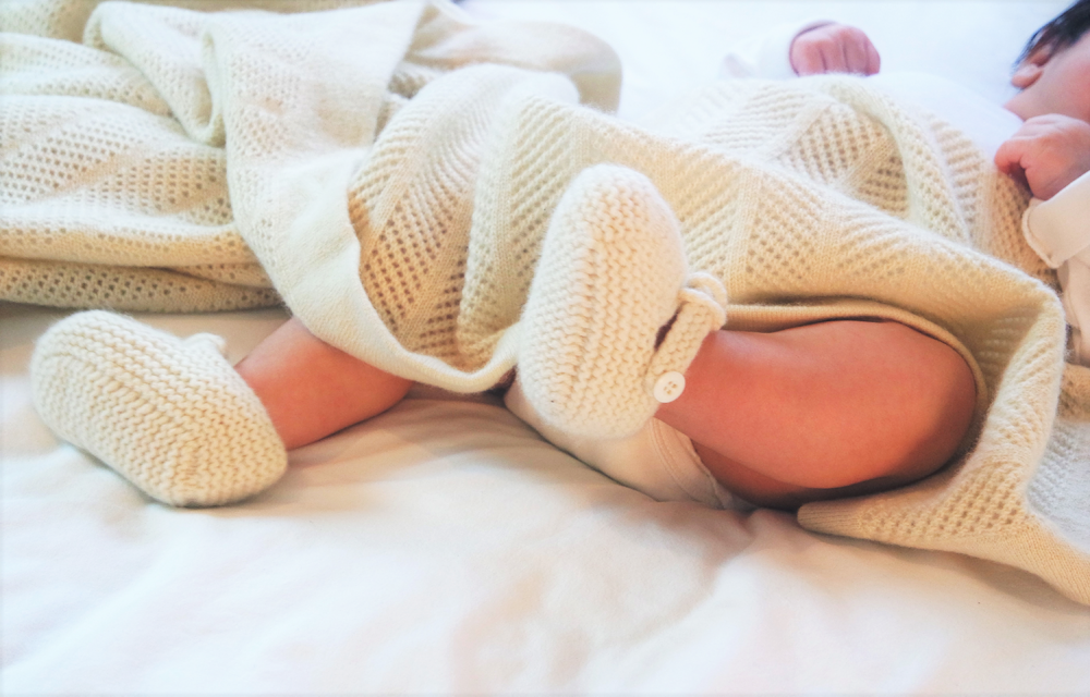 Ivory cashmere blanket and booties