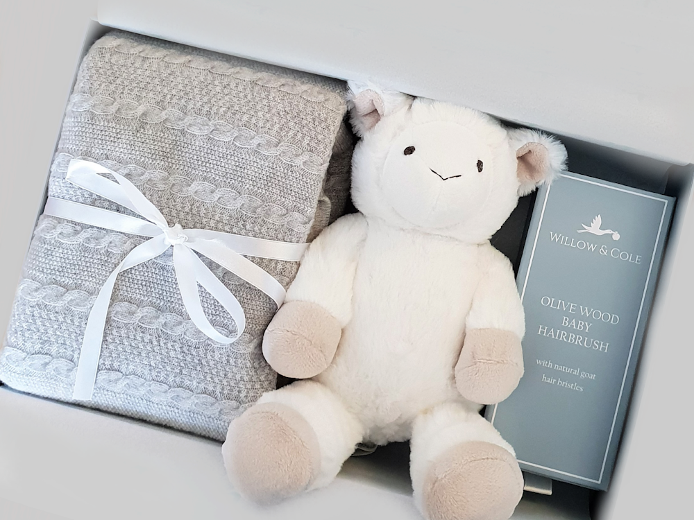 Archie's Cable Knit Cashmere Blanket Set