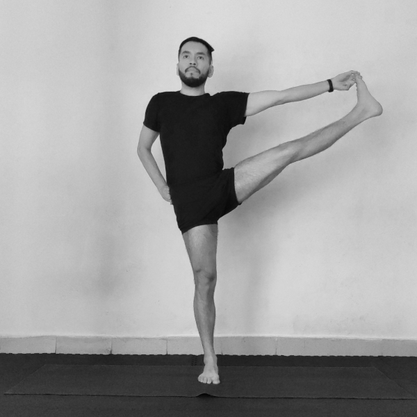 utthita-parsva-hasta-padangusthasana