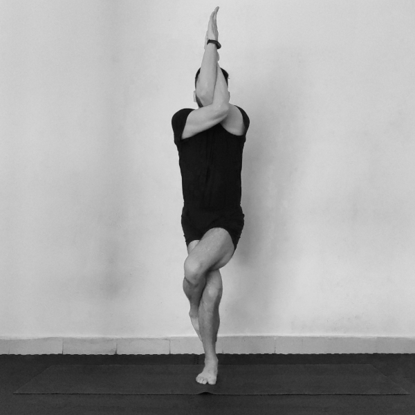 garudasana