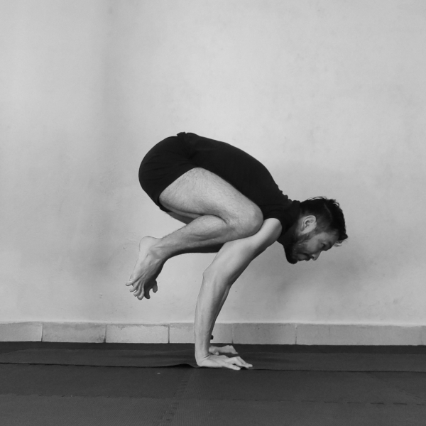 bakasana