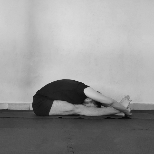 pascimottanasana