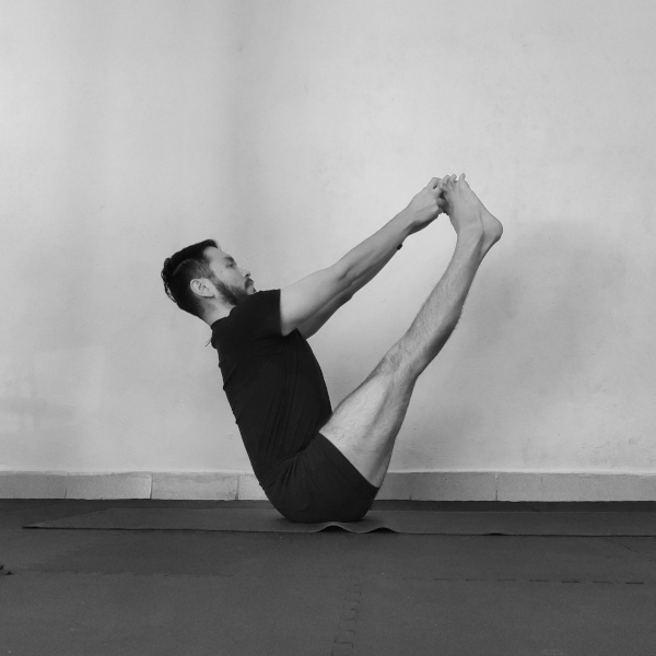 ubhaya-padangusthasana