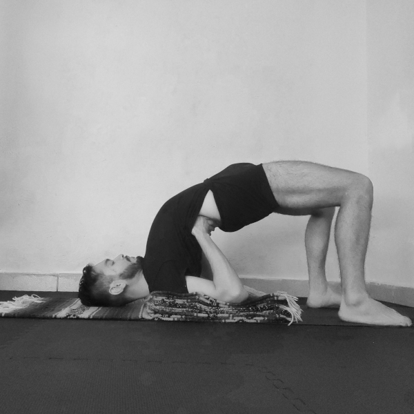 setu-bandha-sarvangasana