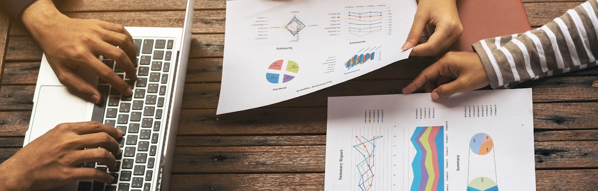 Moonclerk – businessplan Moonclerk - businessplan