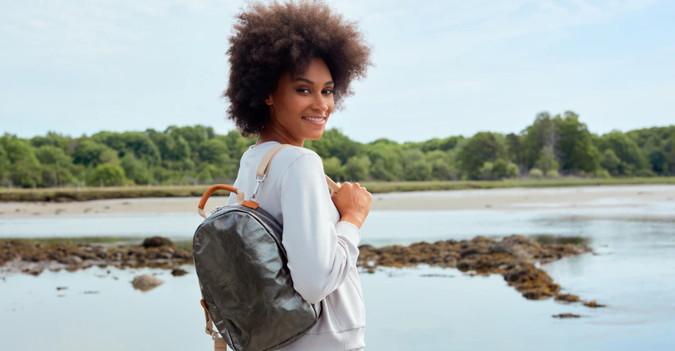 UASHMAMA NOW MAKES SHOULDER STRAPS FROM RECYCLED T-SHIRTS FOR MEMMINO BACKPACKS