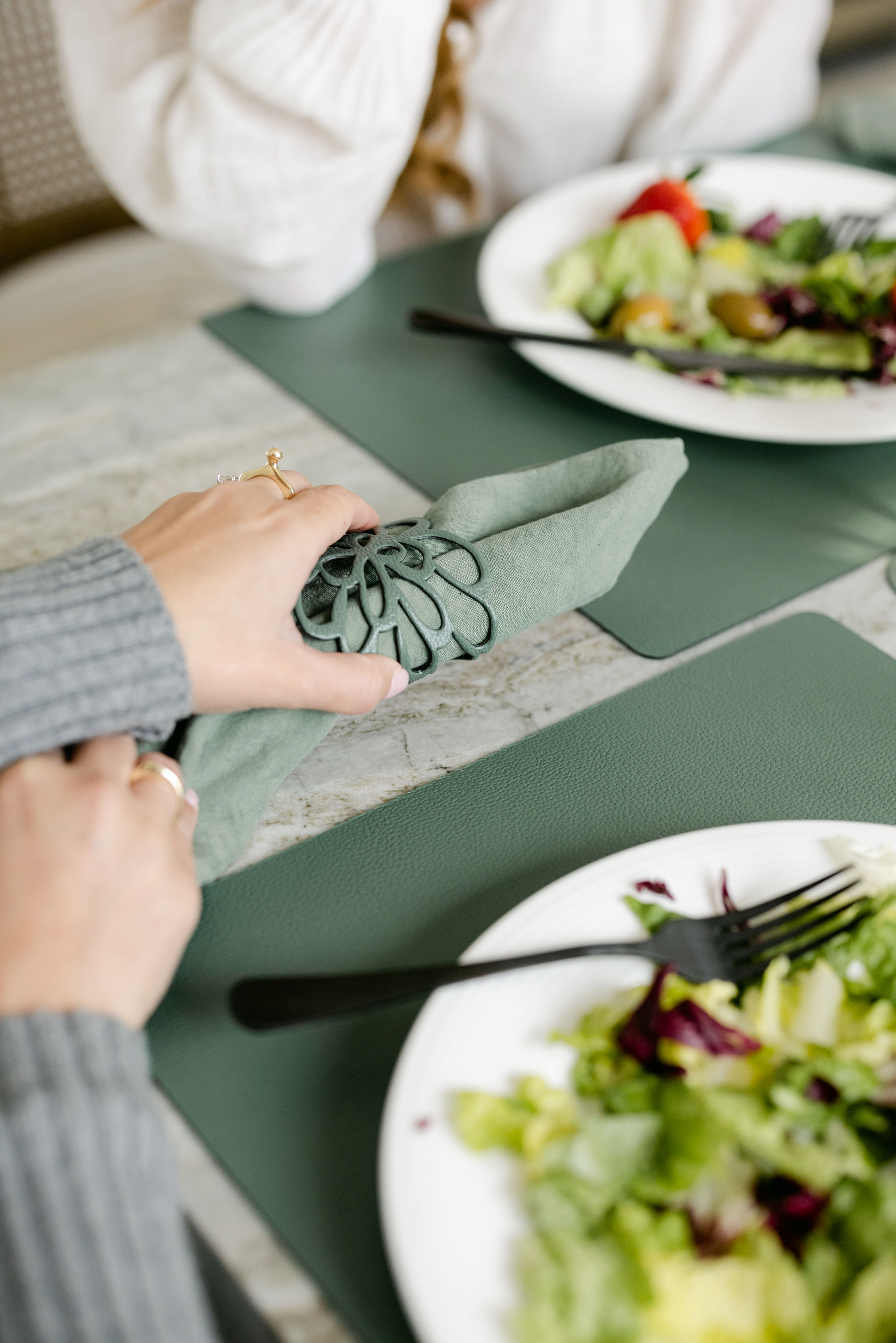 Elevate Your Tablesetting for Springtime Entertaining