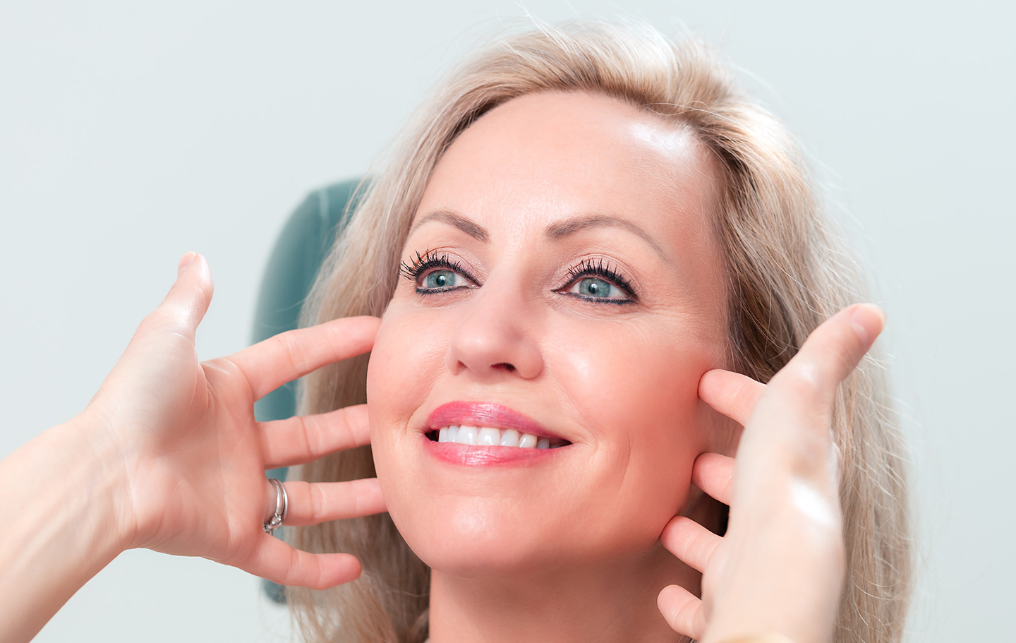 Hessler Plastic Surgery Blog | Ultherapy for Jawline Definition: Can It Reduce Early Jowls?