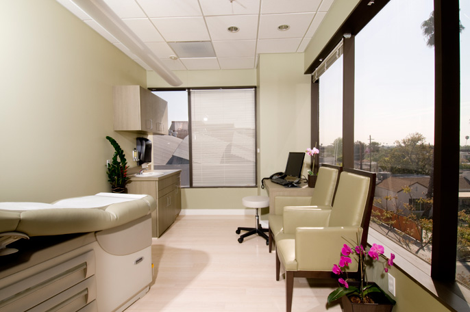 Beverly Hills Cancer Center Examination Rooms