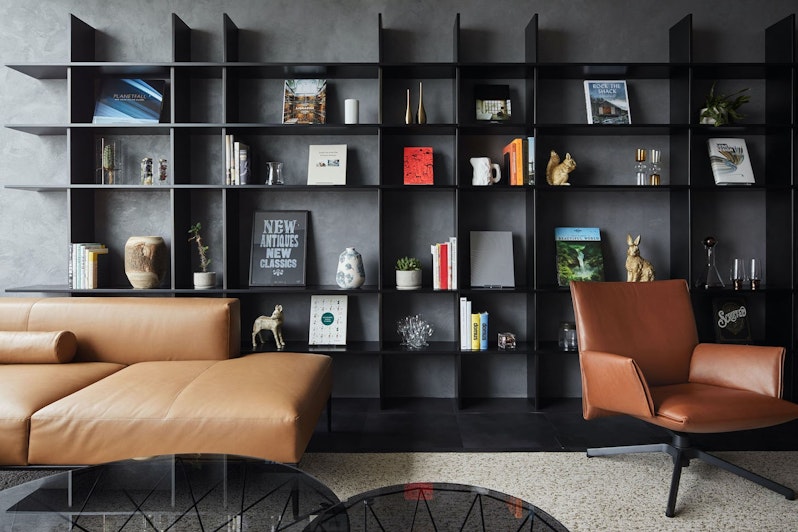 Bookshelf detail - Tangity Tokyo